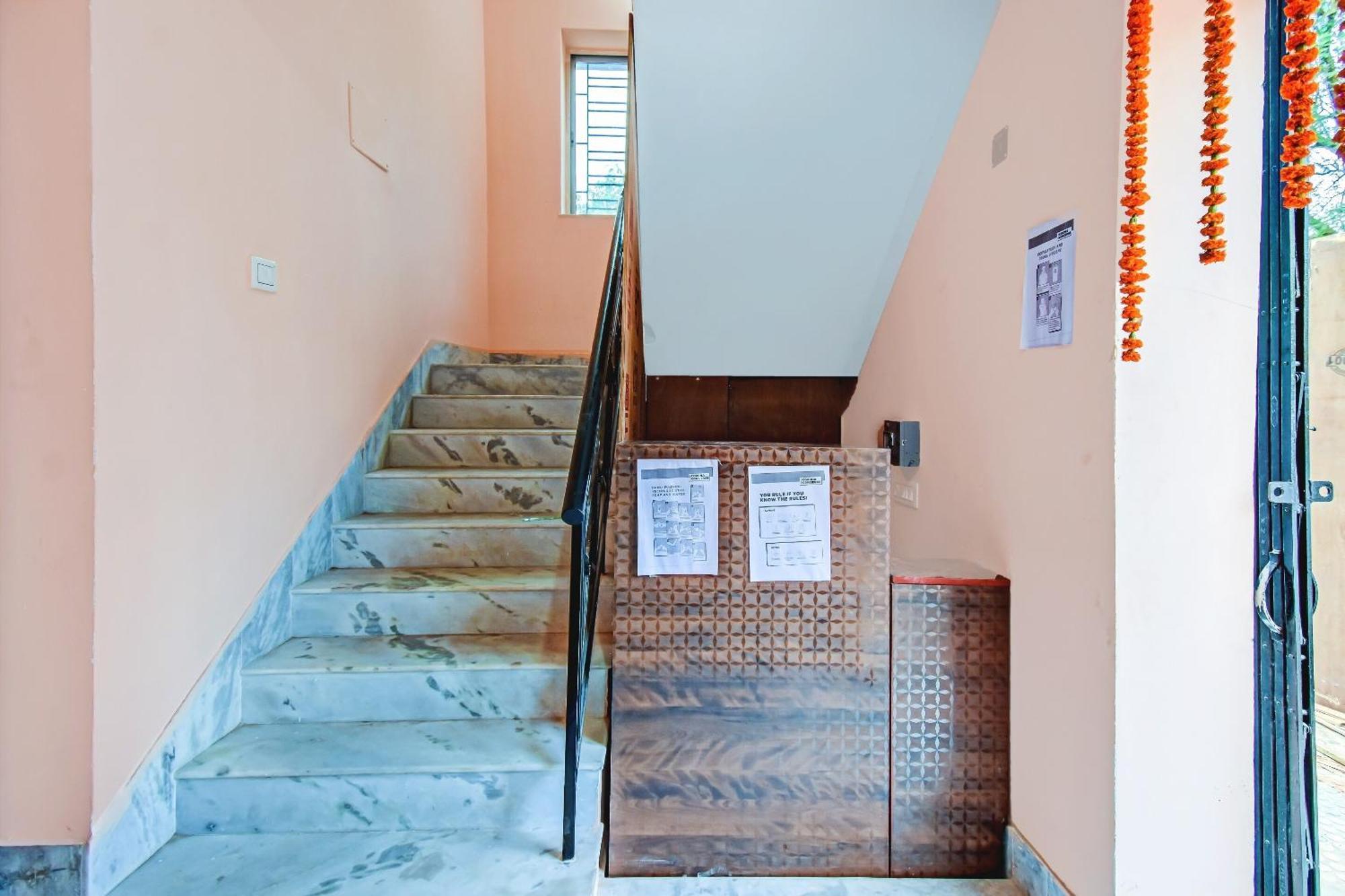 Hotel O Shree Residency Колката Екстериор снимка