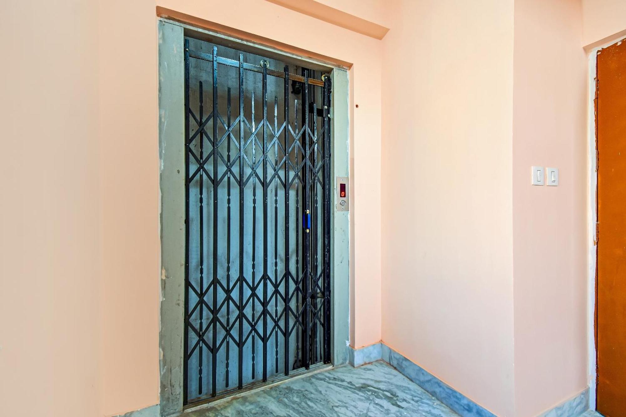 Hotel O Shree Residency Колката Екстериор снимка